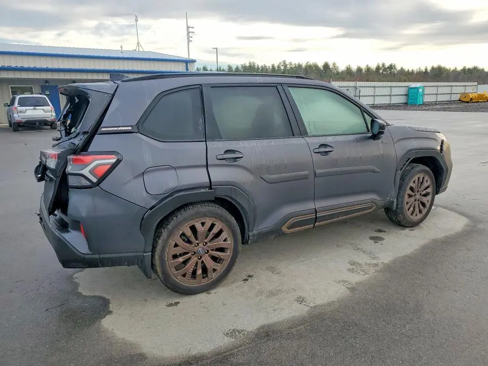 2025 SUBARU FORESTER SPORT  