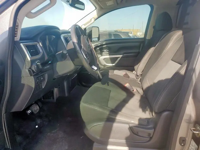 2017 NISSAN TITAN XD S  