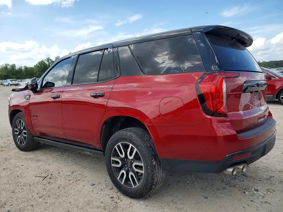 2023 GMC YUKON AT4  