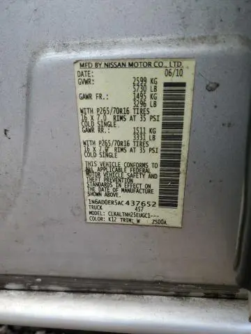 2010 NISSAN FRONTIER CREW CAB SE  