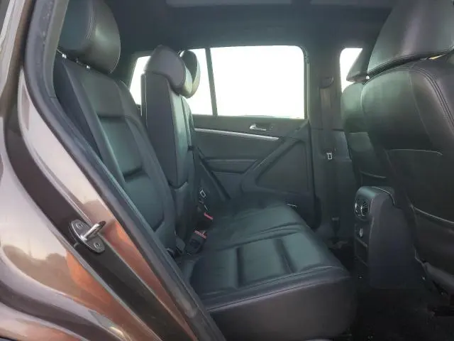 2015 VOLKSWAGEN TIGUAN S  