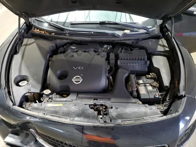 2011 NISSAN MAXIMA S  