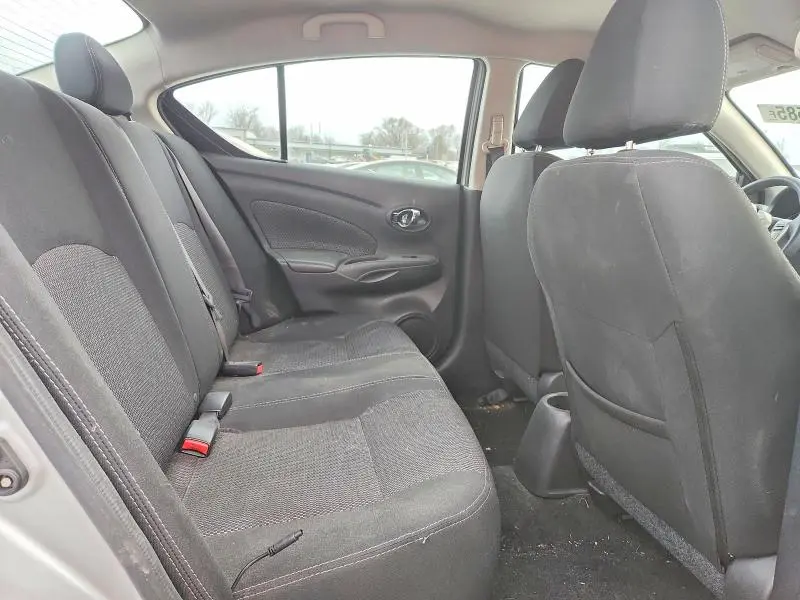 2019 NISSAN VERSA SV  