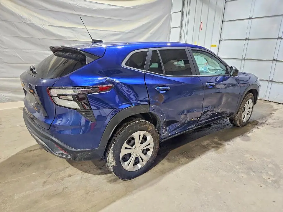 2024 CHEVROLET TRAX LS  