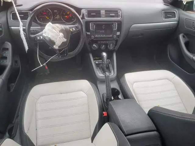 2016 VOLKSWAGEN JETTA SPORT  