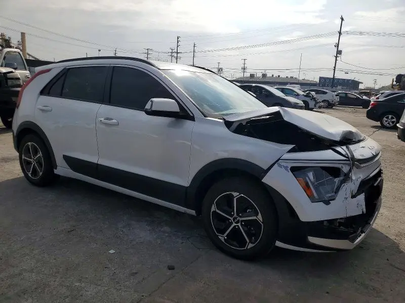 2023 KIA NIRO EX  