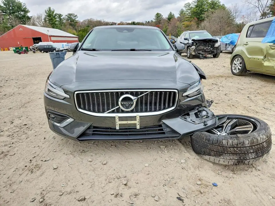 2021 VOLVO S60 T5 INSCRIPTION  