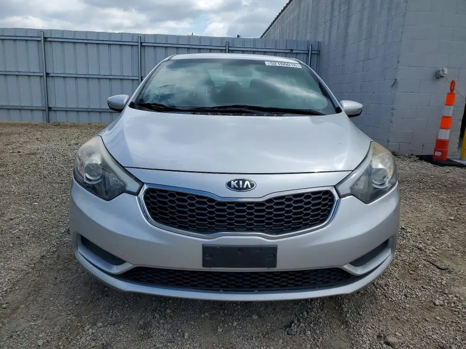 2016 KIA FORTE LX  