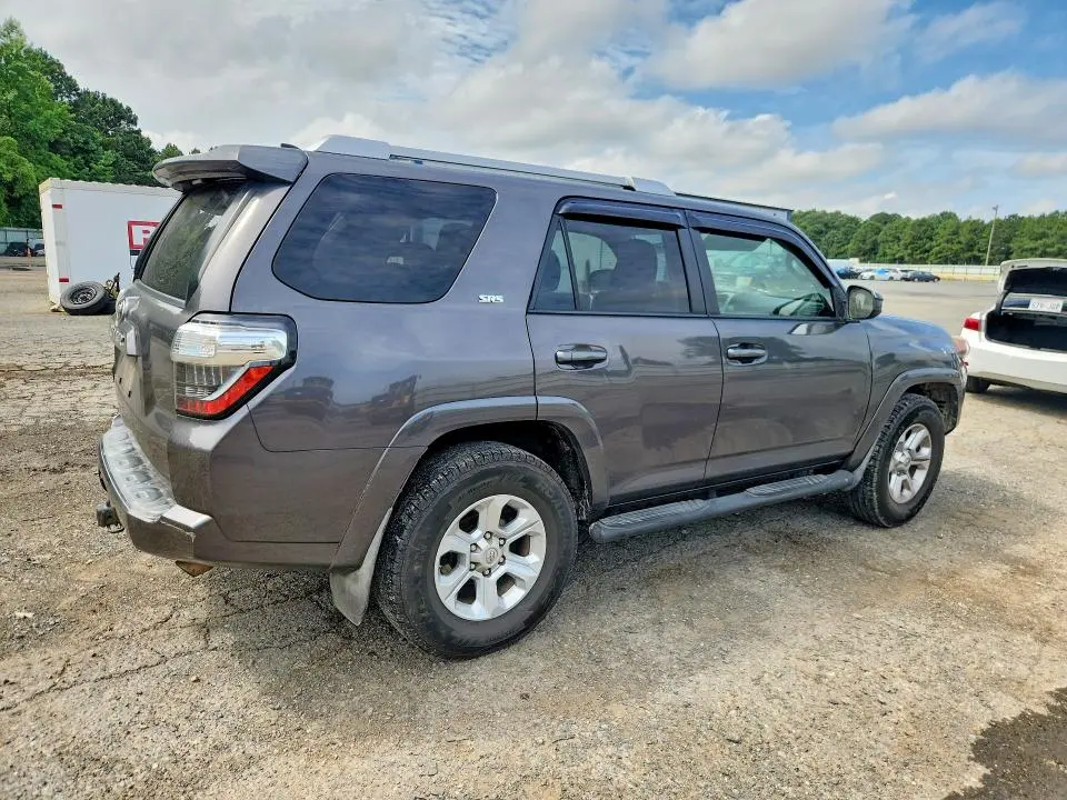 2016 TOYOTA 4RUNNER SR5  