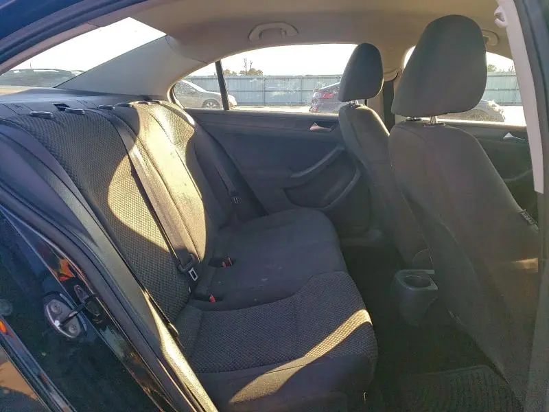 2012 VOLKSWAGEN JETTA BASE  