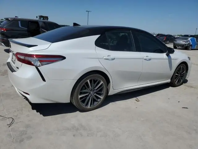 2019 TOYOTA CAMRY XSE  