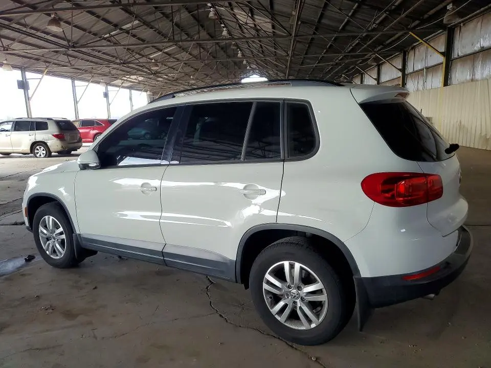 2016 VOLKSWAGEN TIGUAN S  