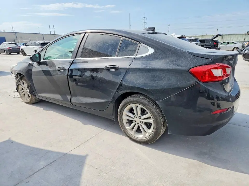 2019 CHEVROLET CRUZE LT  