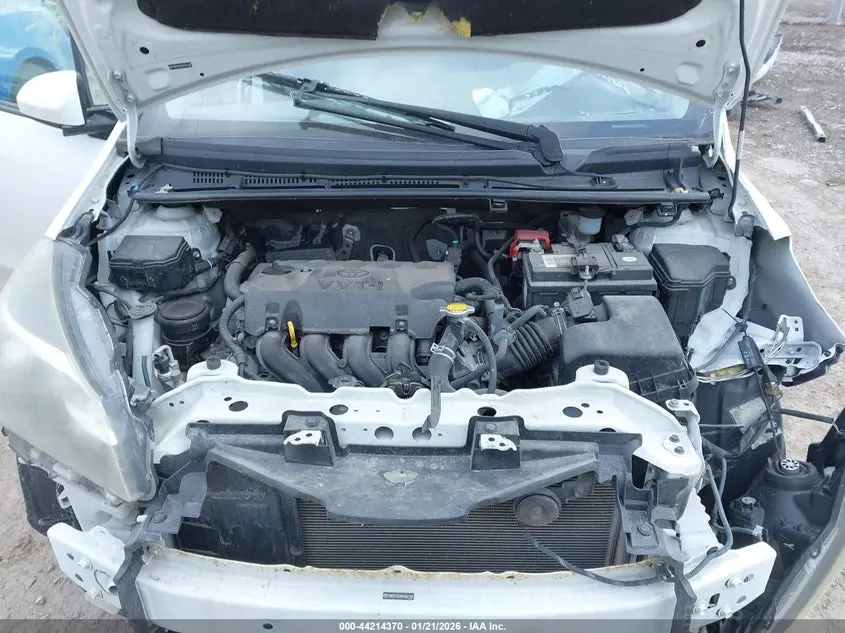 2015 TOYOTA YARIS LE
