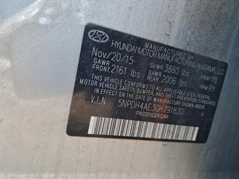 2016 HYUNDAI ELANTRA SE  