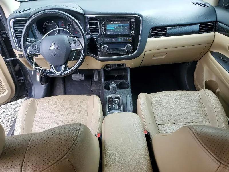 2016 MITSUBISHI OUTLANDER SE  