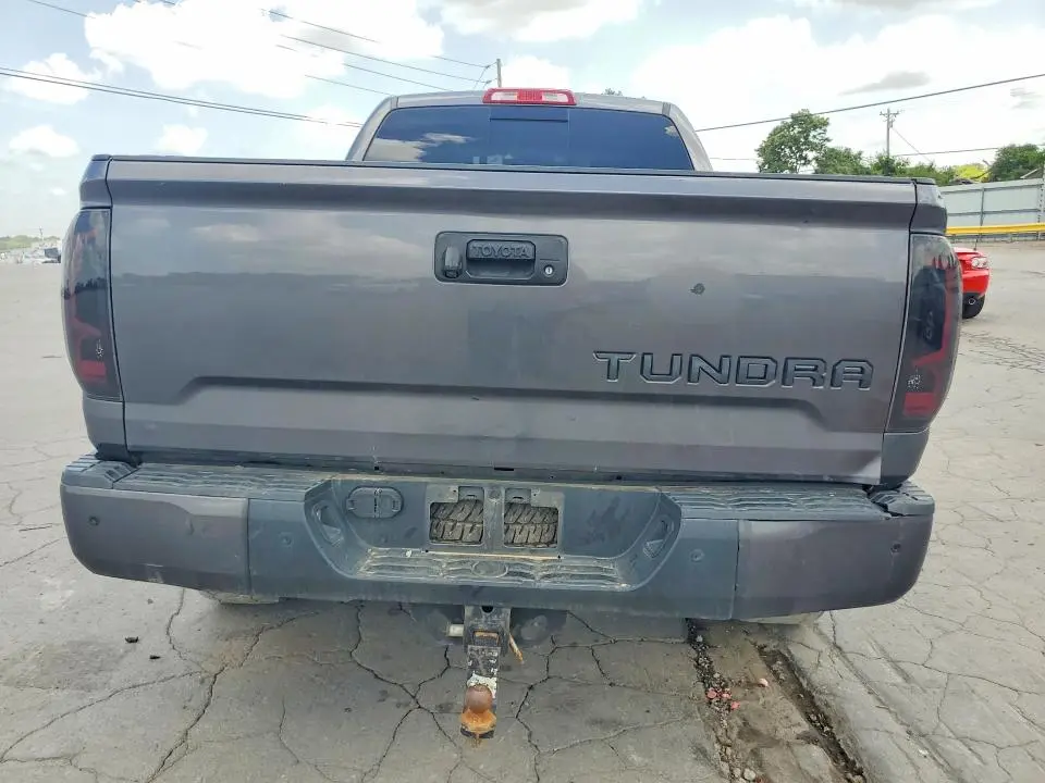2016 TOYOTA TUNDRA DOUBLE CAB LIMITED  