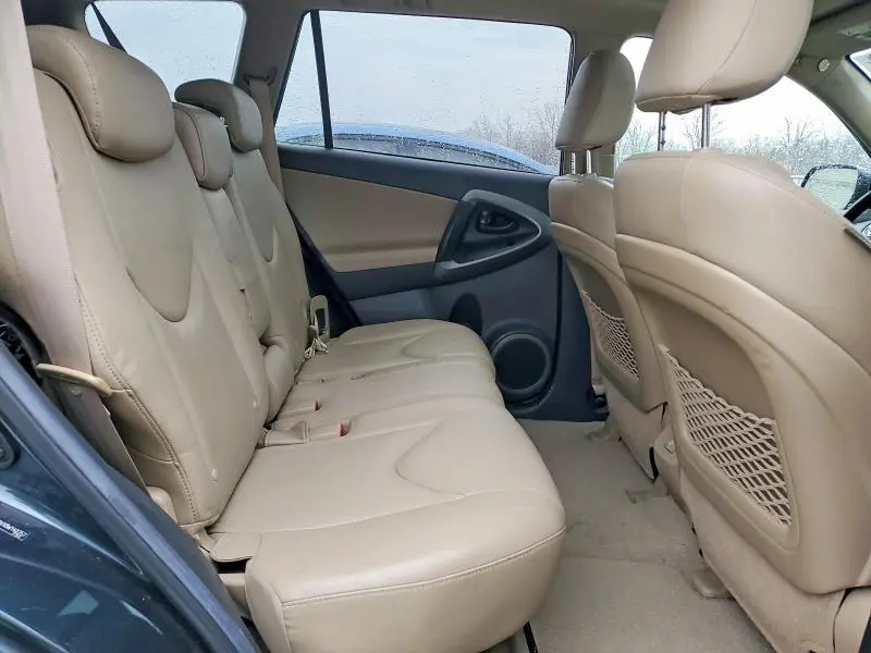 2011 TOYOTA RAV4 LIMITED  