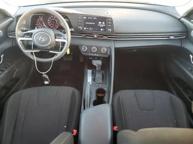 2021 HYUNDAI ELANTRA SE  