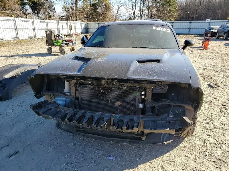 2016 DODGE CHALLENGER SXT  