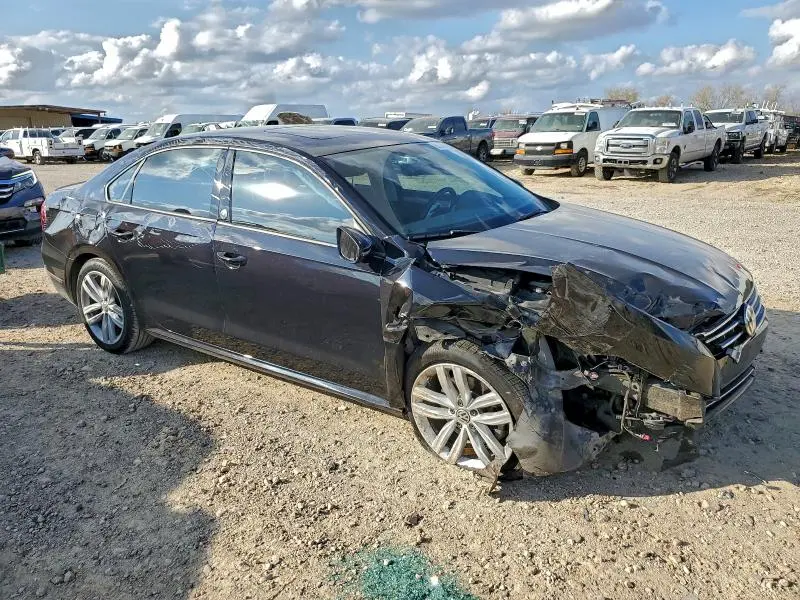 2019 VOLKSWAGEN PASSAT WOLFSBURG  