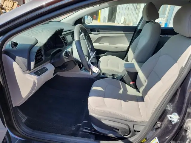 2020 HYUNDAI ELANTRA SE  