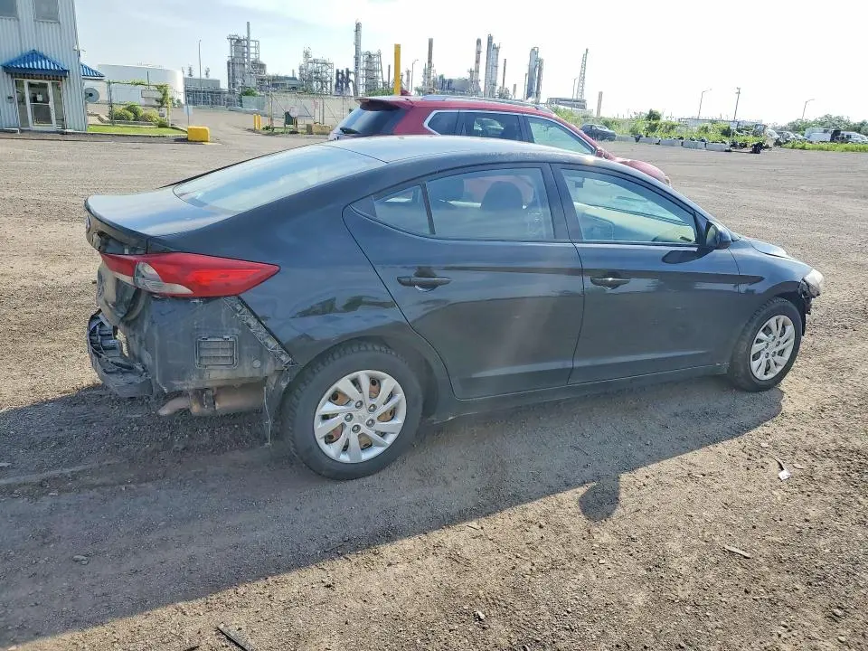 2018 HYUNDAI ELANTRA SE  