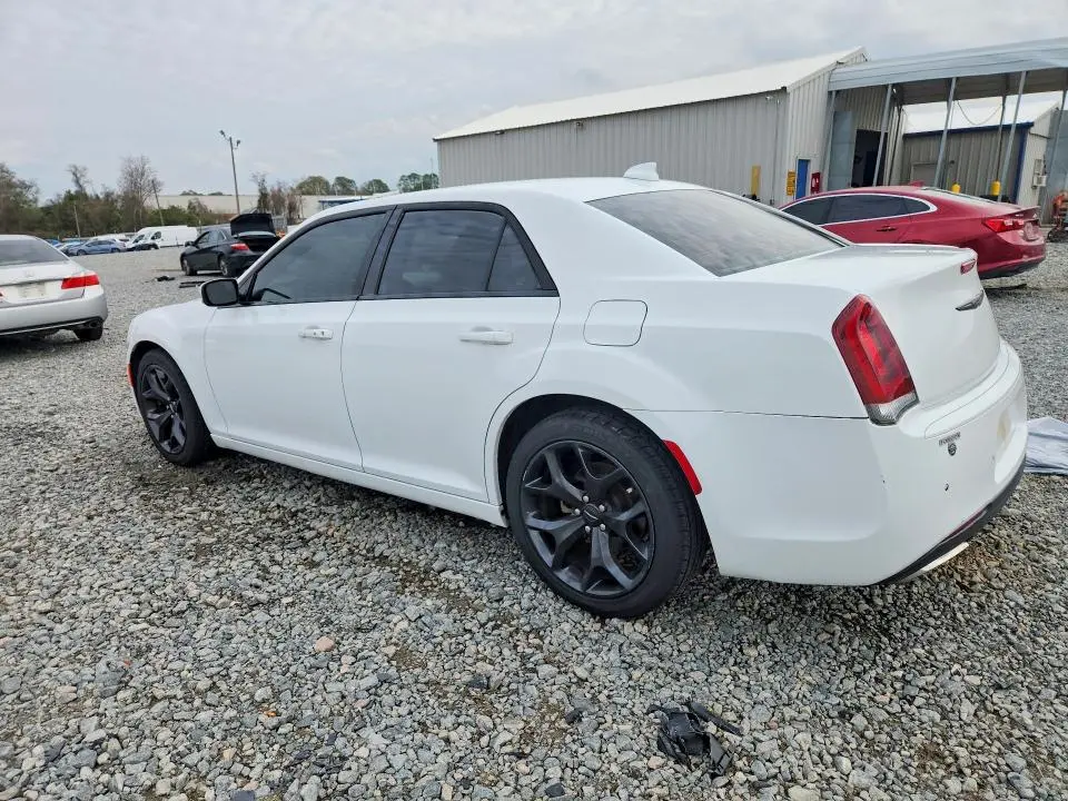 2021 CHRYSLER 300 S  