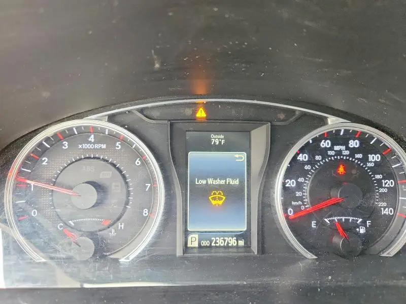 2015 TOYOTA CAMRY SE  