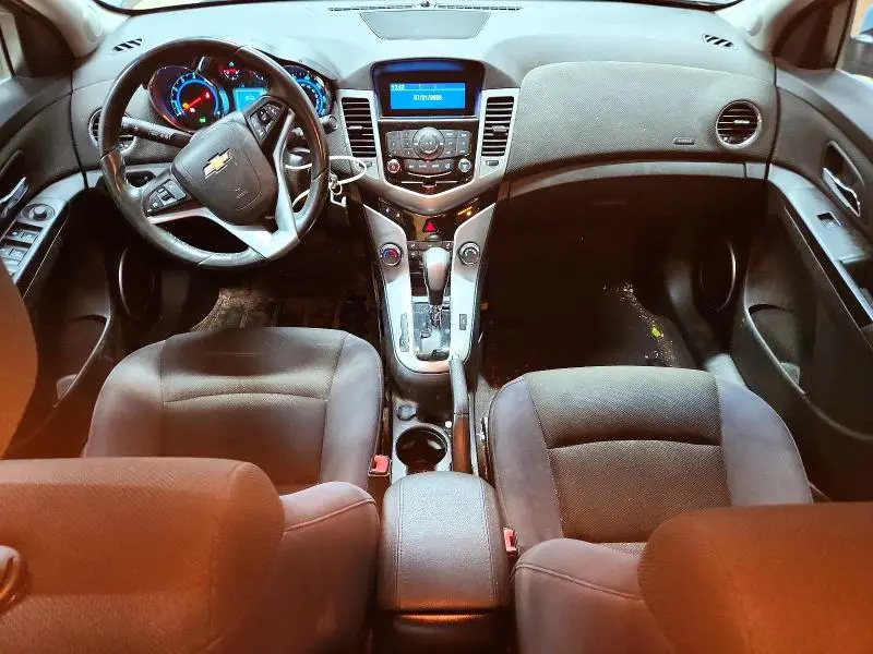 2012 CHEVROLET CRUZE LT  