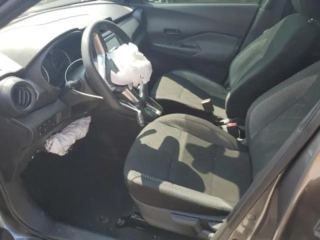 2020 NISSAN KICKS S  