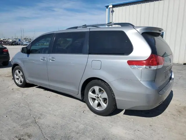 2012 TOYOTA SIENNA LE  