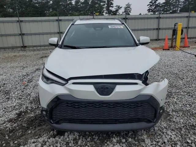 2024 TOYOTA COROLLA CROSS SE  