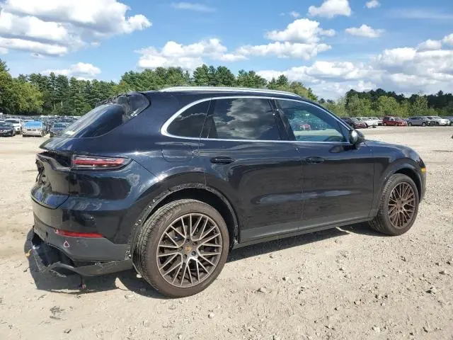 2019 PORSCHE CAYENNE S  