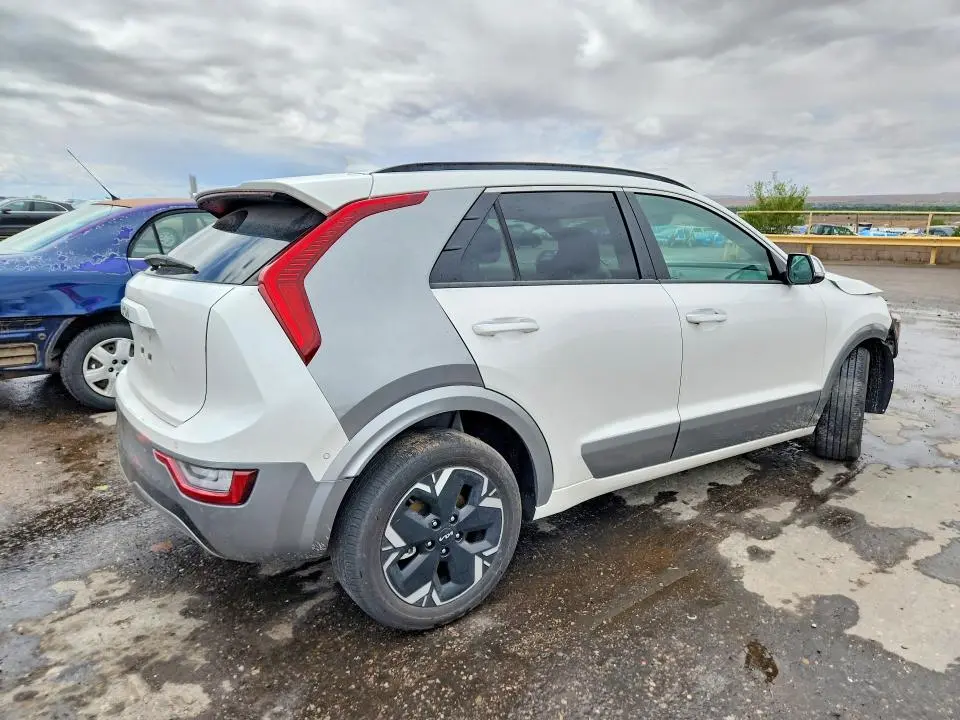 2023 KIA NIRO WAVE  
