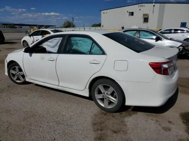 2013 TOYOTA CAMRY L  