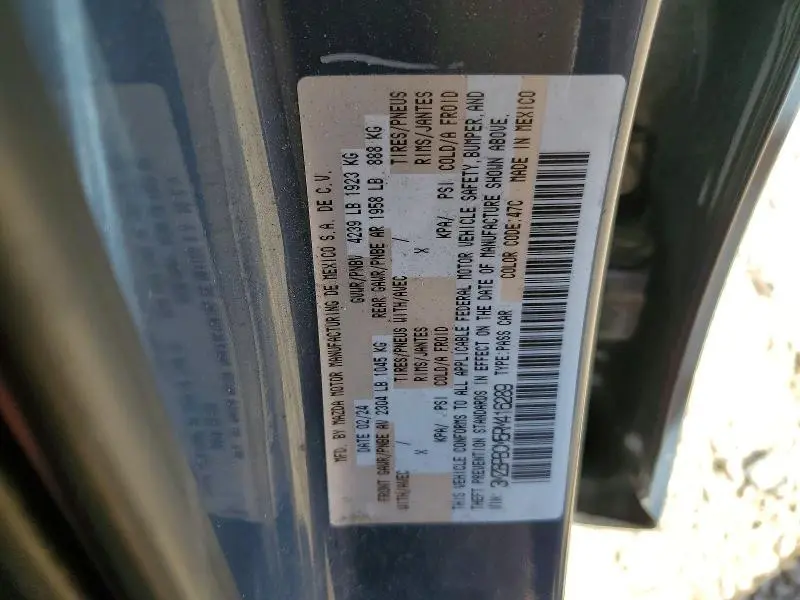2024 MAZDA 3 PREFERRED  