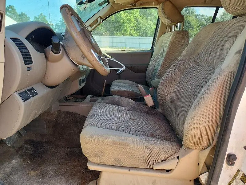 2016 NISSAN FRONTIER SV  
