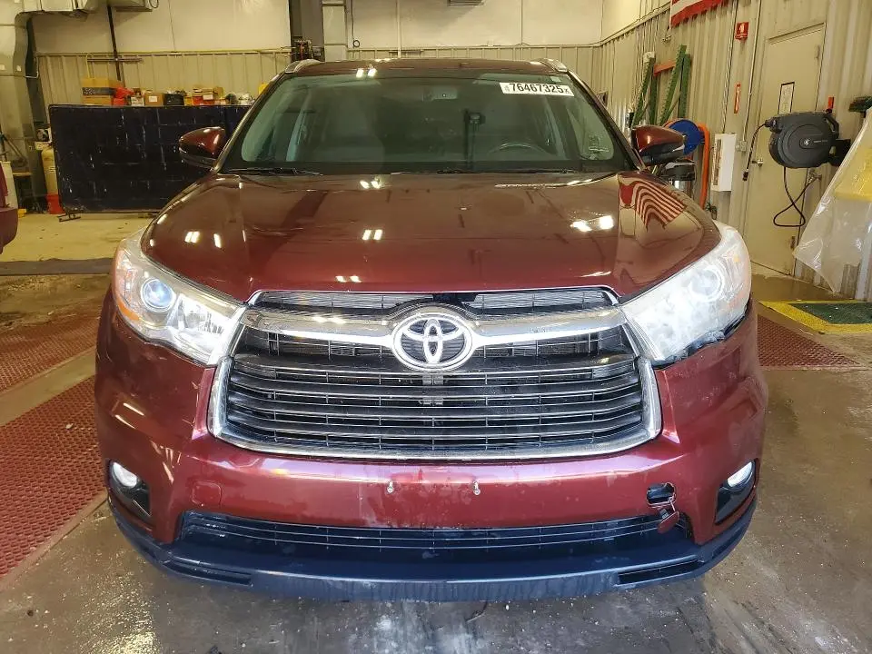 2016 TOYOTA HIGHLANDER XLE  