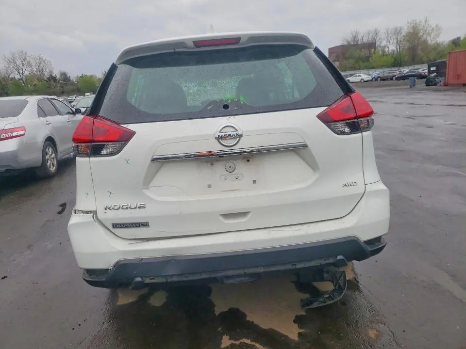 2017 NISSAN ROGUE S  