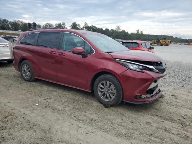 2022 TOYOTA SIENNA LE