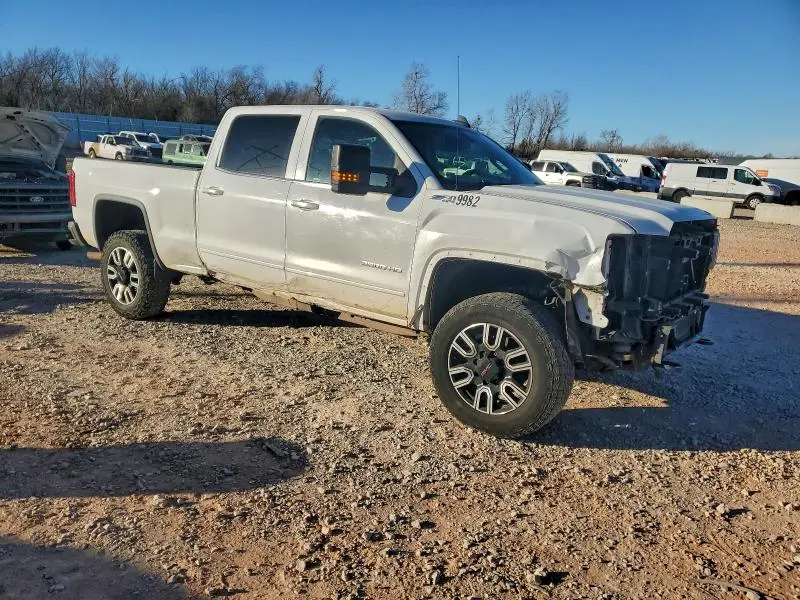 2018 GMC SIERRA K2500 SLE  
