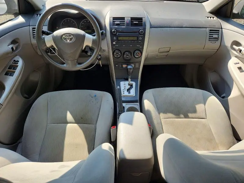 2010 TOYOTA COROLLA LE  