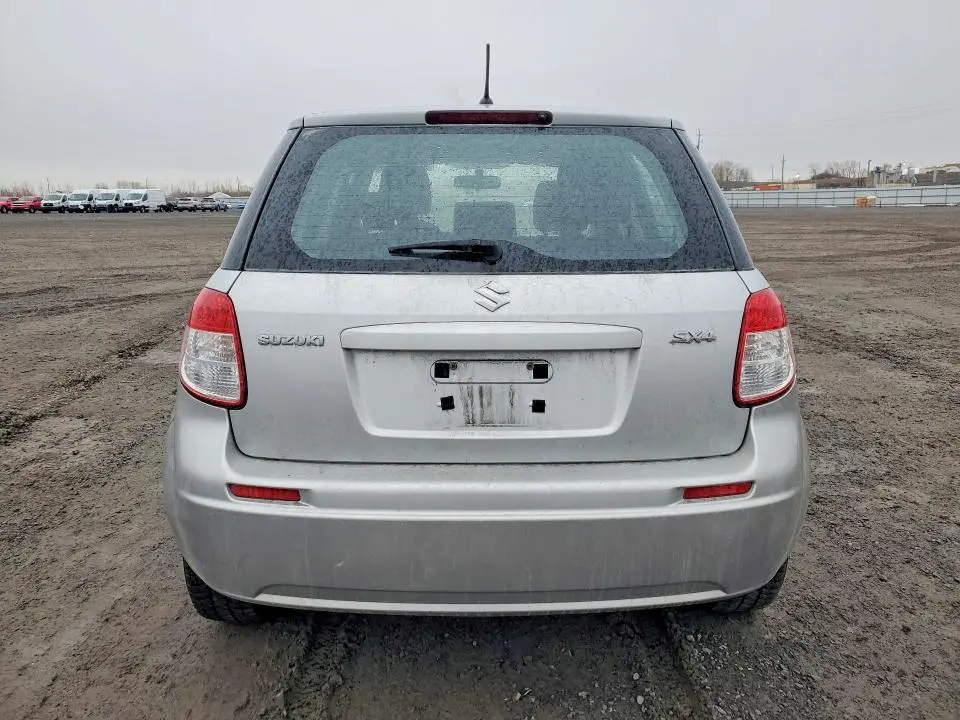 2011 SUZUKI SX4   