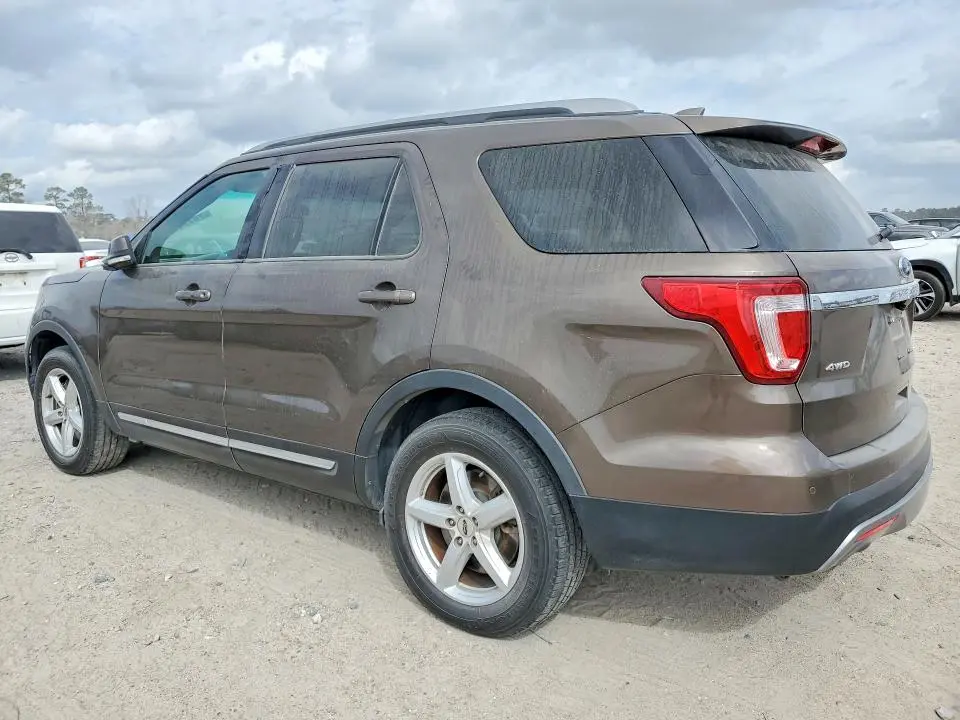 2016 FORD EXPLORER XLT  