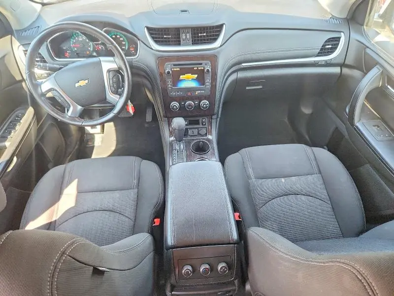 2016 CHEVROLET TRAVERSE LT  