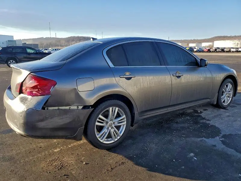 2012 INFINITI G37   