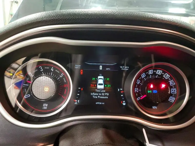 2016 DODGE CHALLENGER R  