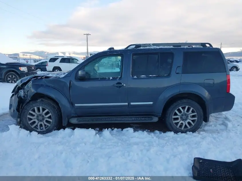 2011 NISSAN PATHFINDER LE
