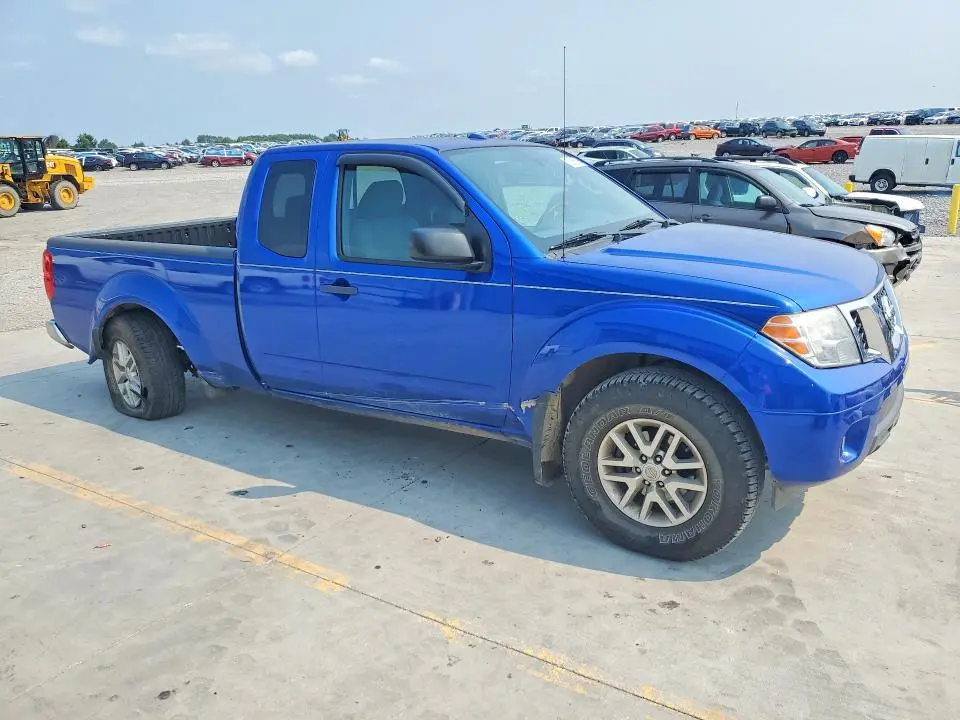 2015 NISSAN FRONTIER SV V6  